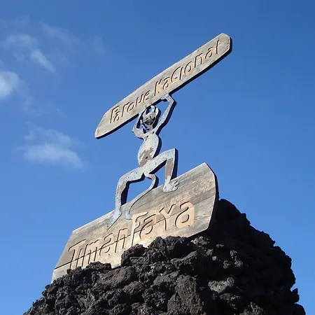 Awesome 3 Bedrooms Tacataca Pool Table Great Terrace Area Villa