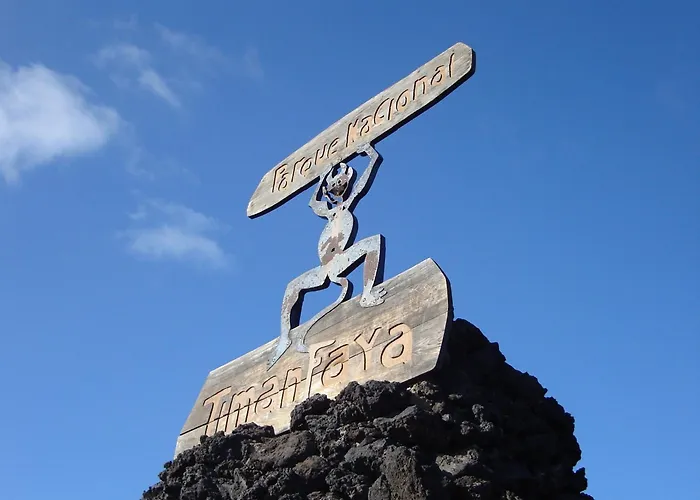 Awesome 3 Bedrooms Tacataca Pool Table Villa