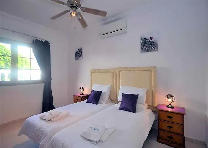 Awesome 3 Bedrooms Tacataca Pool Table * Puerto del Carmen (Lanzarote)